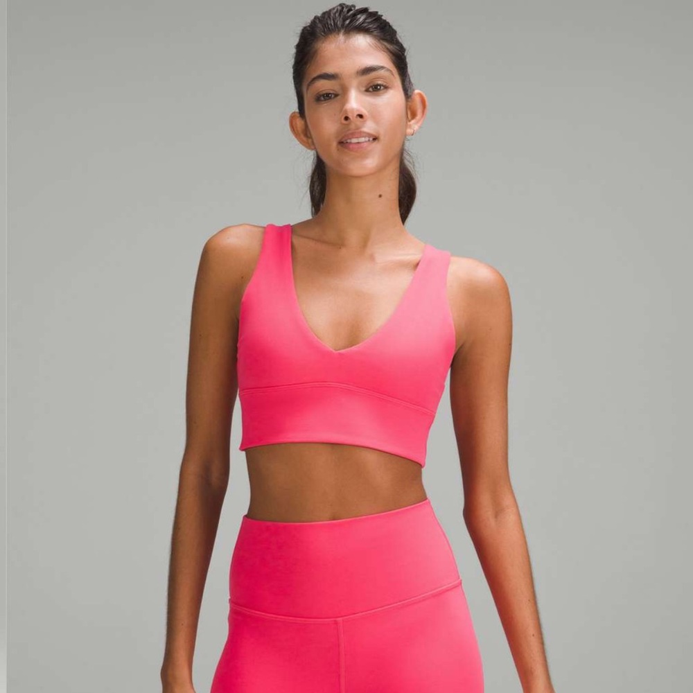 NWT lululemon Align V-Neck Bra *Light Support, A/B Cup, sz 6 in Lip Gloss